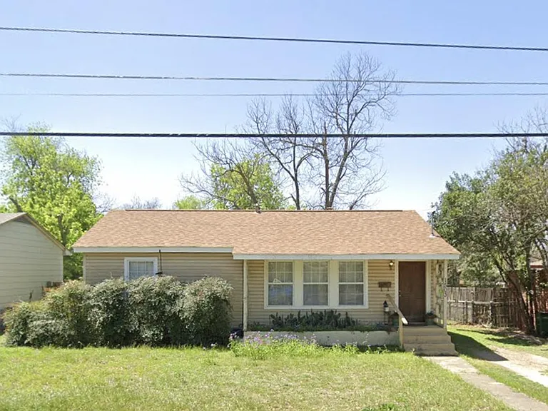 1503 Arcadia Ave — Photo 1