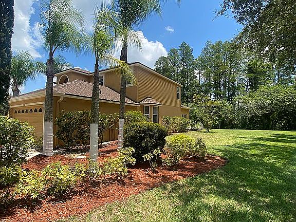 3rd image of 13701 Antler Point Dr