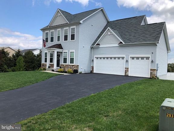 3rd image of 112 Westchester Dr