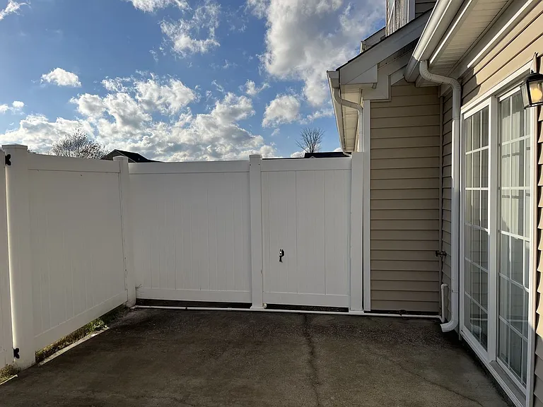 3323 Risen Star Dr — Photo 17