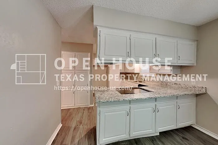 1306 Pinon Dr — Photo 8