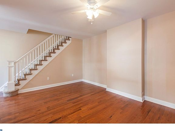 5th image of 706 Redwood Ave