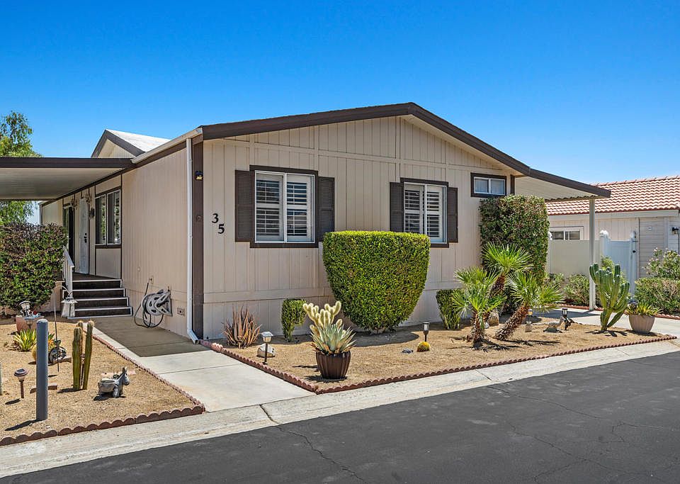 1st image of 15300 Palm Dr Space 35