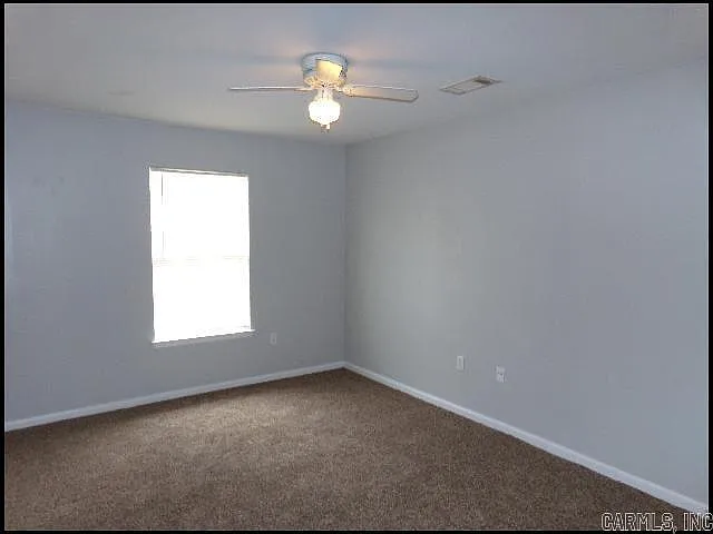 3215 Ludwig St #B — Photo 11