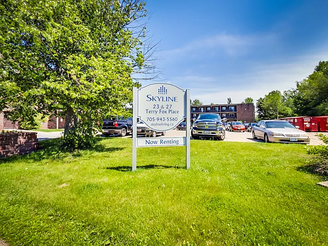 Building Photo - 27 Terry Fox Pl