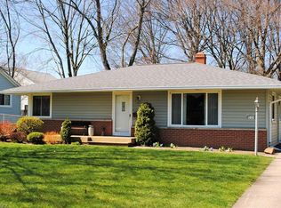 24042 Ambour Dr, North Olmsted, OH 44070