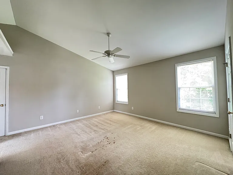 205 Laurens Way — Photo 17