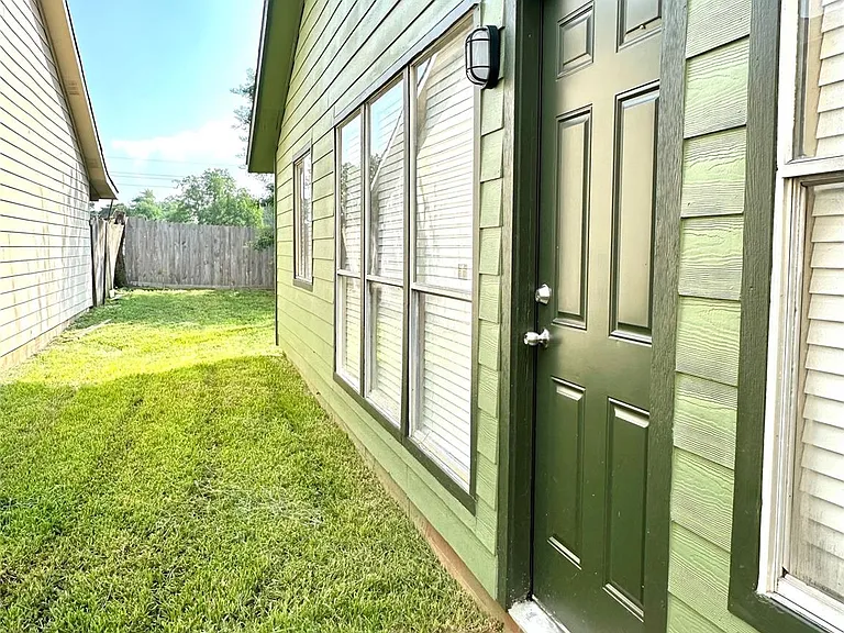 17712 Northhagen Dr — Photo 12