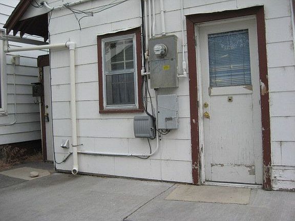2nd image of 901 Ada Ave