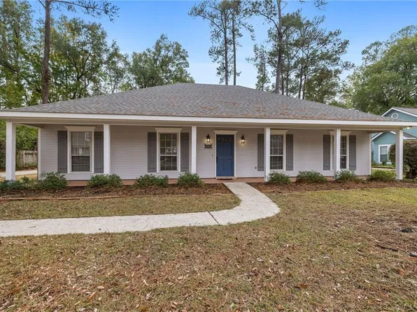 209 Trinity Ln, Mandeville, LA 70471
