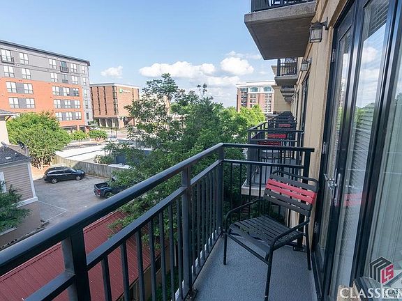 3rd image of #529 250 Broad Street W #529