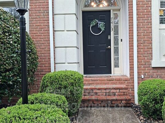 3rd image of 7413 Hamilton Run Dr