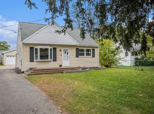 248 23rd St N, Springfield, MI 49037