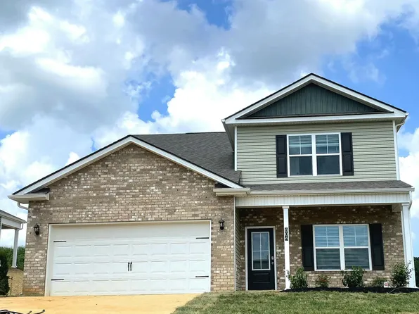 804 Pinhoti St, Johnson City, TN 37604