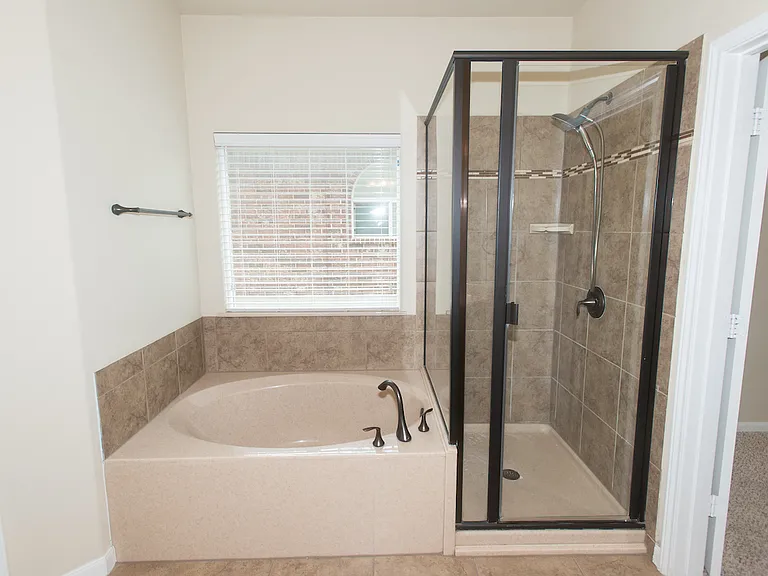 1902 Laminar Creek Rd — Photo 19