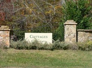 23 White Pine Way, Chapel Hill, NC 27516