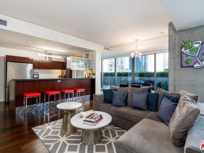 1155 S Grand Ave APT 614, Los Angeles, CA, 90015