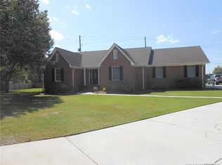 102 Cantebury Cir, Lumberton, NC 28358
