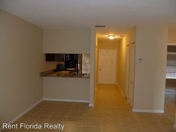 5th image of 5110 Palm Hill Dr APT 219
