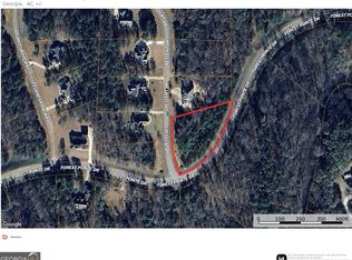 100 Crescent Dr, Forsyth, GA 31029