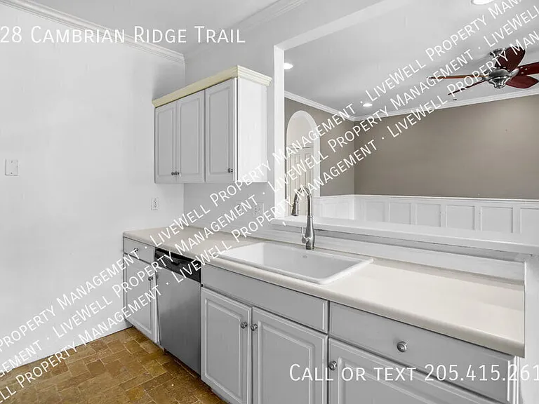 428 Cambrian Ridge Trl — Photo 32