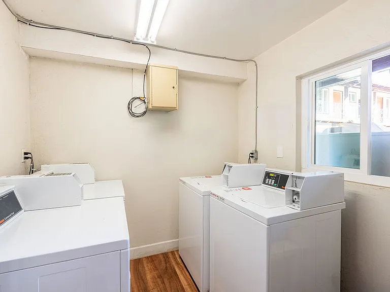 530 Chestnut St — Photo 5