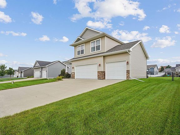 3rd image of 1255 Partridge Ln