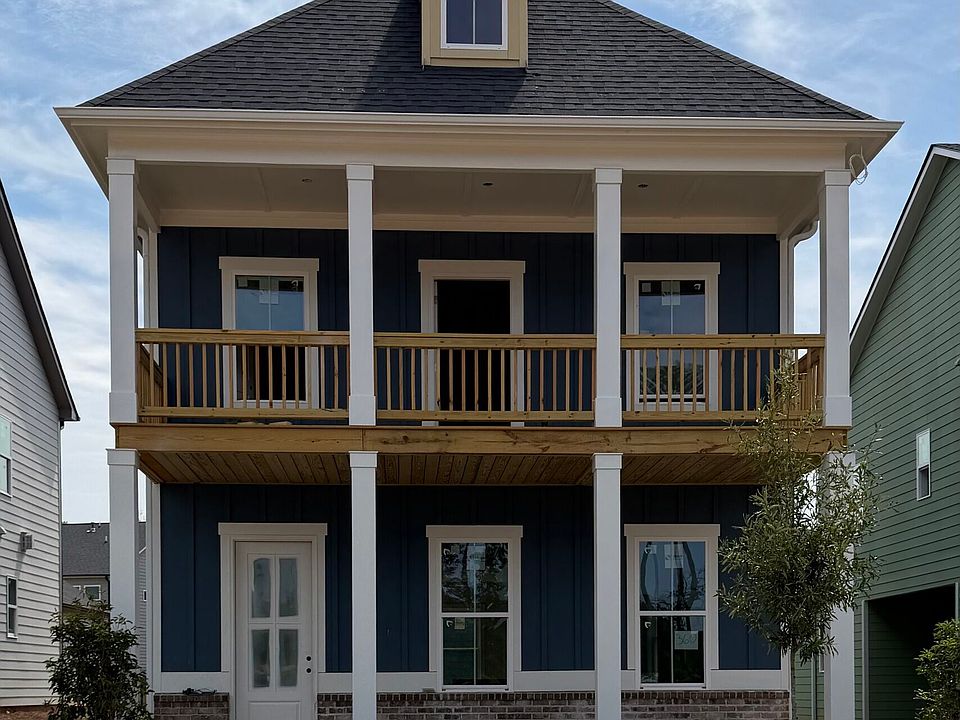 1st image of 360 Summerville Ln