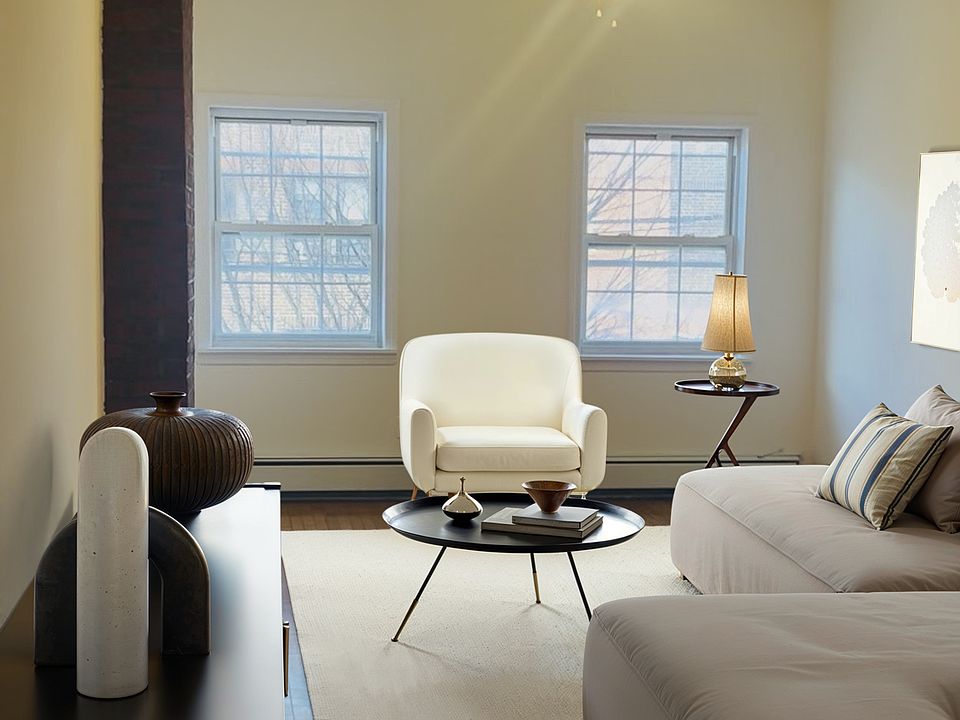 1st image of 3059 14th St APT 4