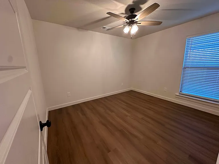 13825 Gary Ave — Photo 12