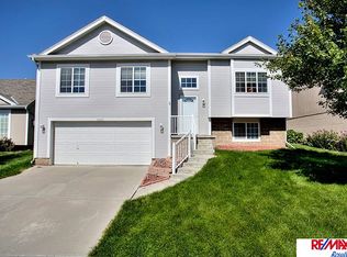 18214 Margo St, Omaha, NE 68136
