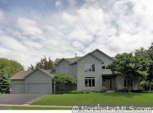 7335 Hames Way, Eden Prairie, MN 55346