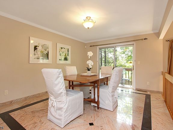 5th image of 46 Woodland Dr