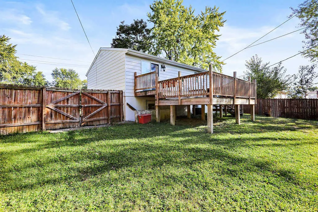 3427 Dempsey Rd photo 1