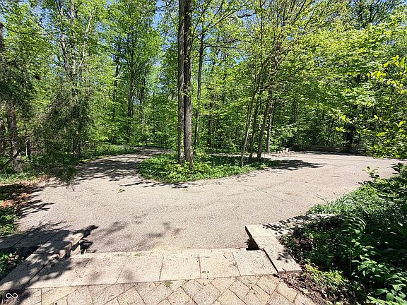 5th image of 3401 E Loretta Dr