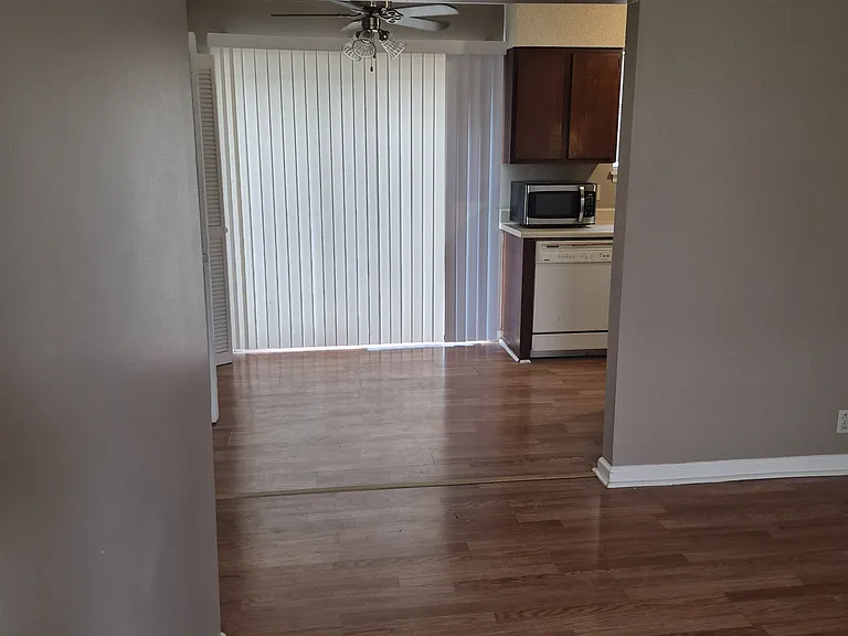 3304 Quail View Dr — Photo 8