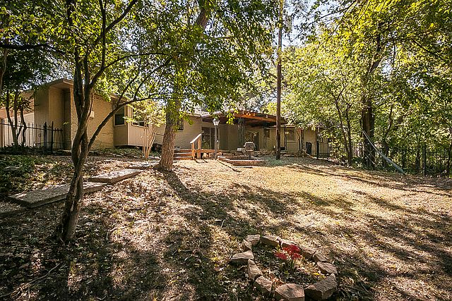 1st image of 1913 Briarcreek Ln