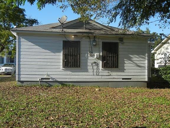 2nd image of 2668 Kathleen Ave