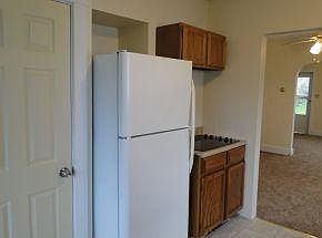 4th image of 25 Macon St