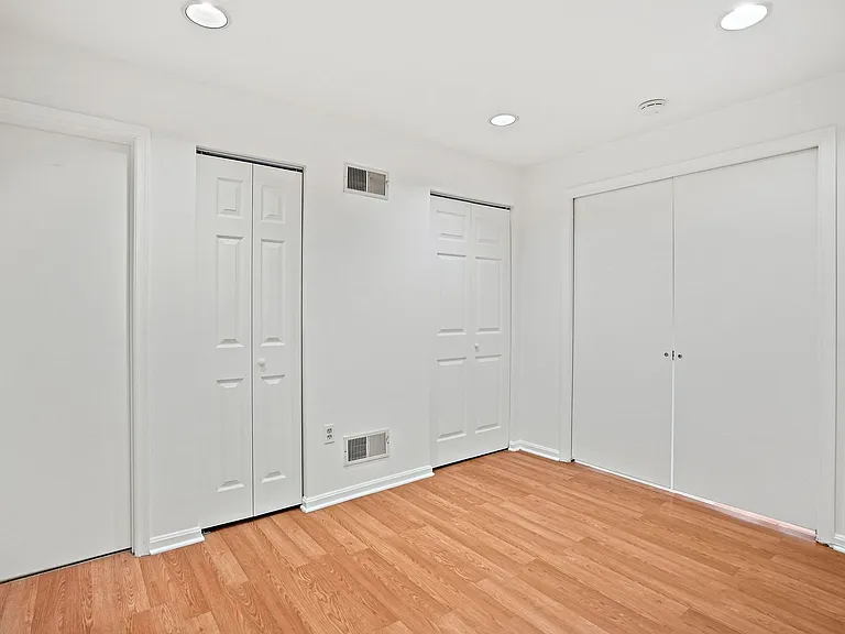 2641 Woodley Pl NW — Photo 22