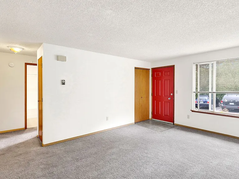 1014 23rd St — Photo 53