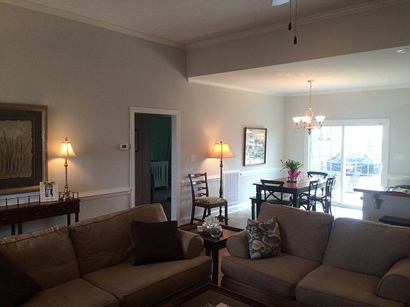 5th image of 203 Mary Frances Way