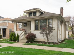 6825 30th Pl, Berwyn, IL 60402