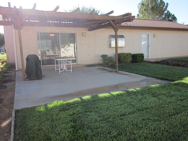 1st image of 320 N Sunflower Dr APT 12