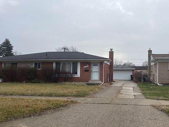 2nd image of 34045 Sheridan St