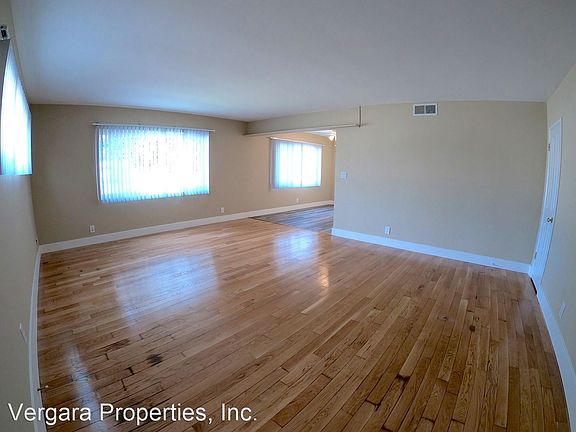 5th image of 17817 Crenshaw Blvd #1