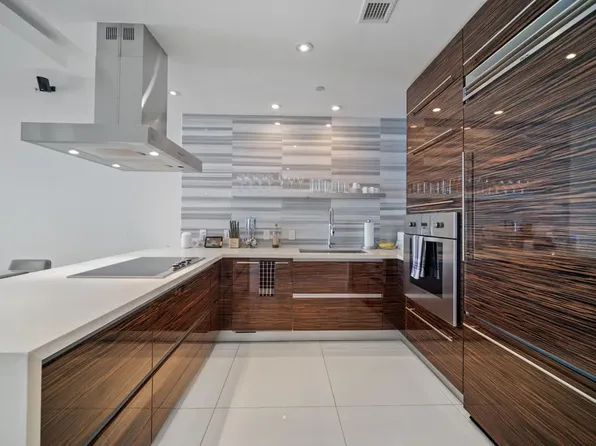 1100 Biscayne Blvd Unit 5802, Miami, FL 33132