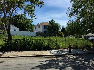 95 Ophelia St, Providence, RI 02909