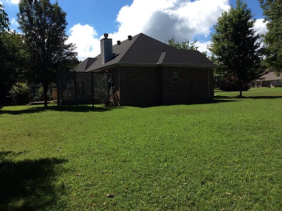 2nd image of 2082 N Hailey Dr