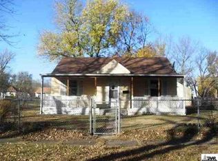 1239 NE Oakland Ave, Topeka, KS 66616